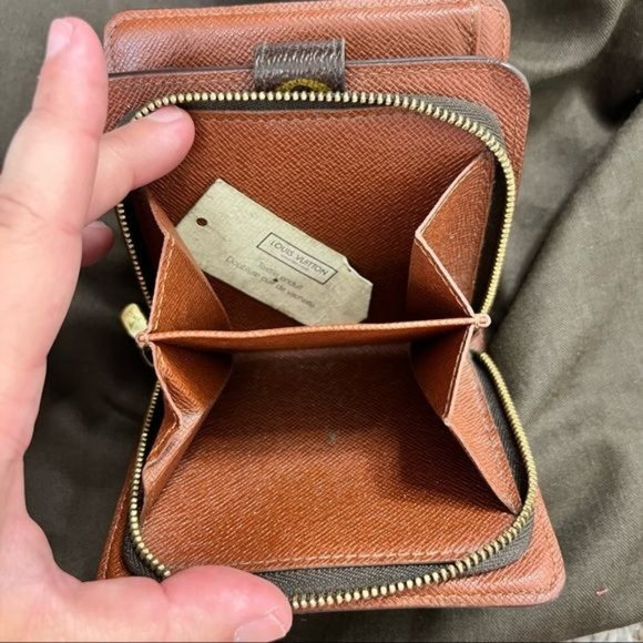 LV Louis Vuitton Bi Fold Monogram Compact Snap Wallet Unisex - Picture 8 of 14